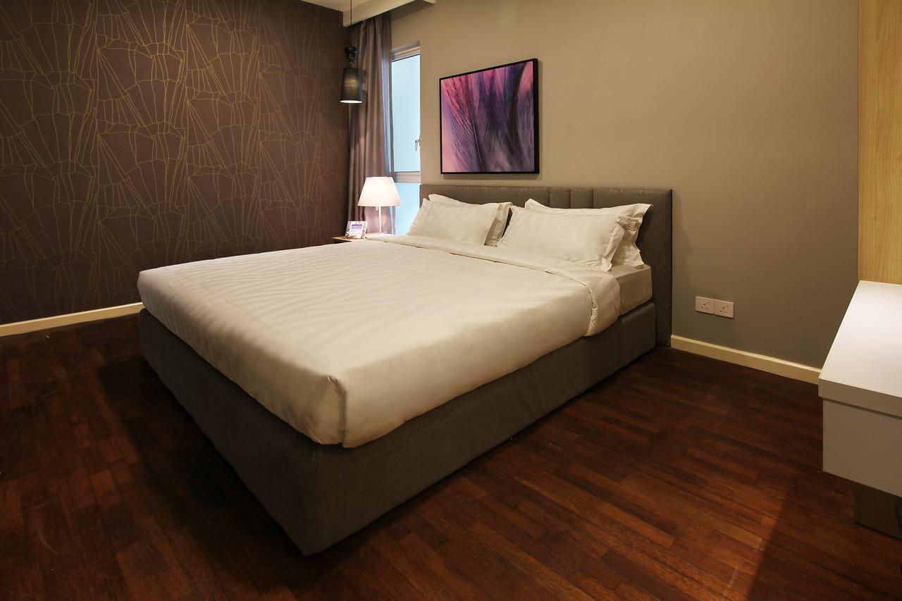 The Shore Residence Apartment Malacca Eksteriør billede